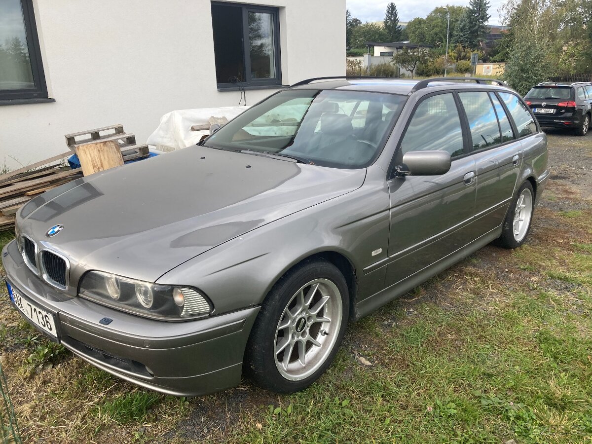 Bmw 525D Touring nove turbo z 3.0d 135kw tažné 2xBBS