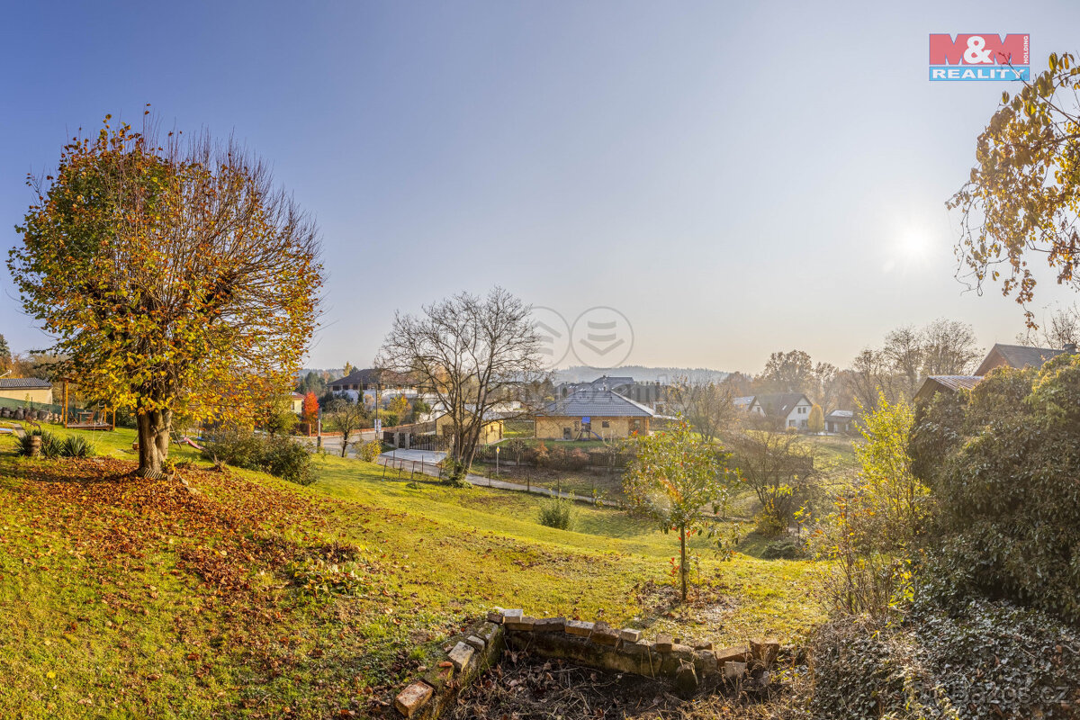 Prodej pozemku k bydlení 1043 m², Velké Popovice