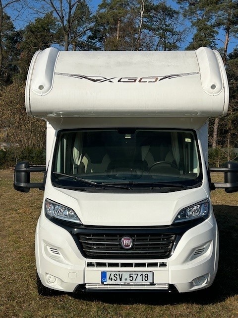 Fiat Ducato 2,3 96 kW - obytný automobil pro 6 osob