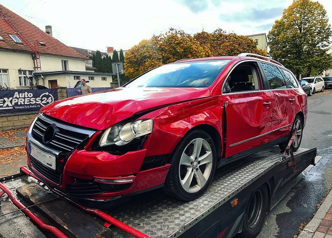 Vůz na náhradní díly VW Passat B6 kombi 2007 BMP JPJ LY3D