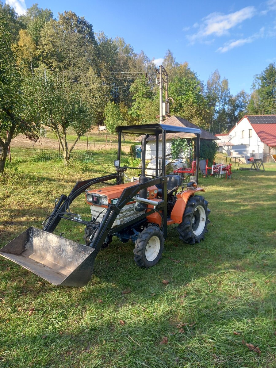 Malotraktor Kubota b1502