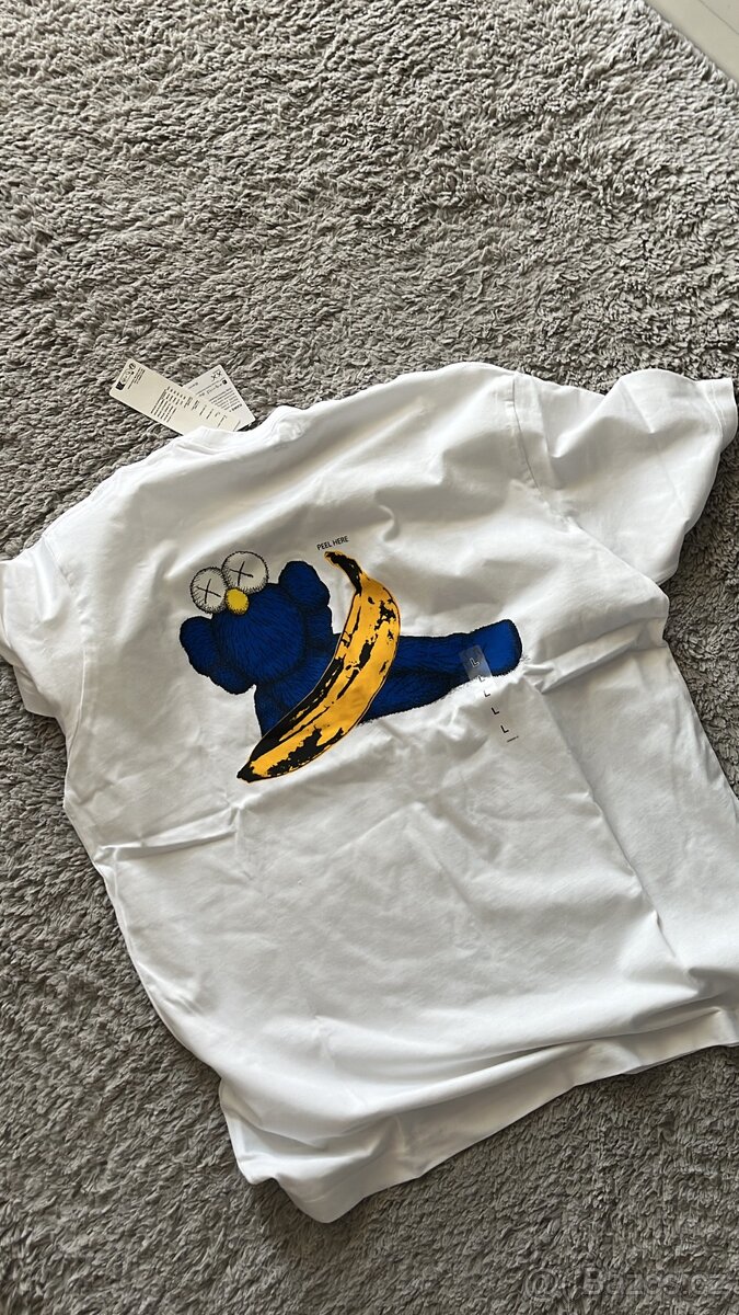 KAWS x Uniqlo Warhol UT Graphic T-shirt