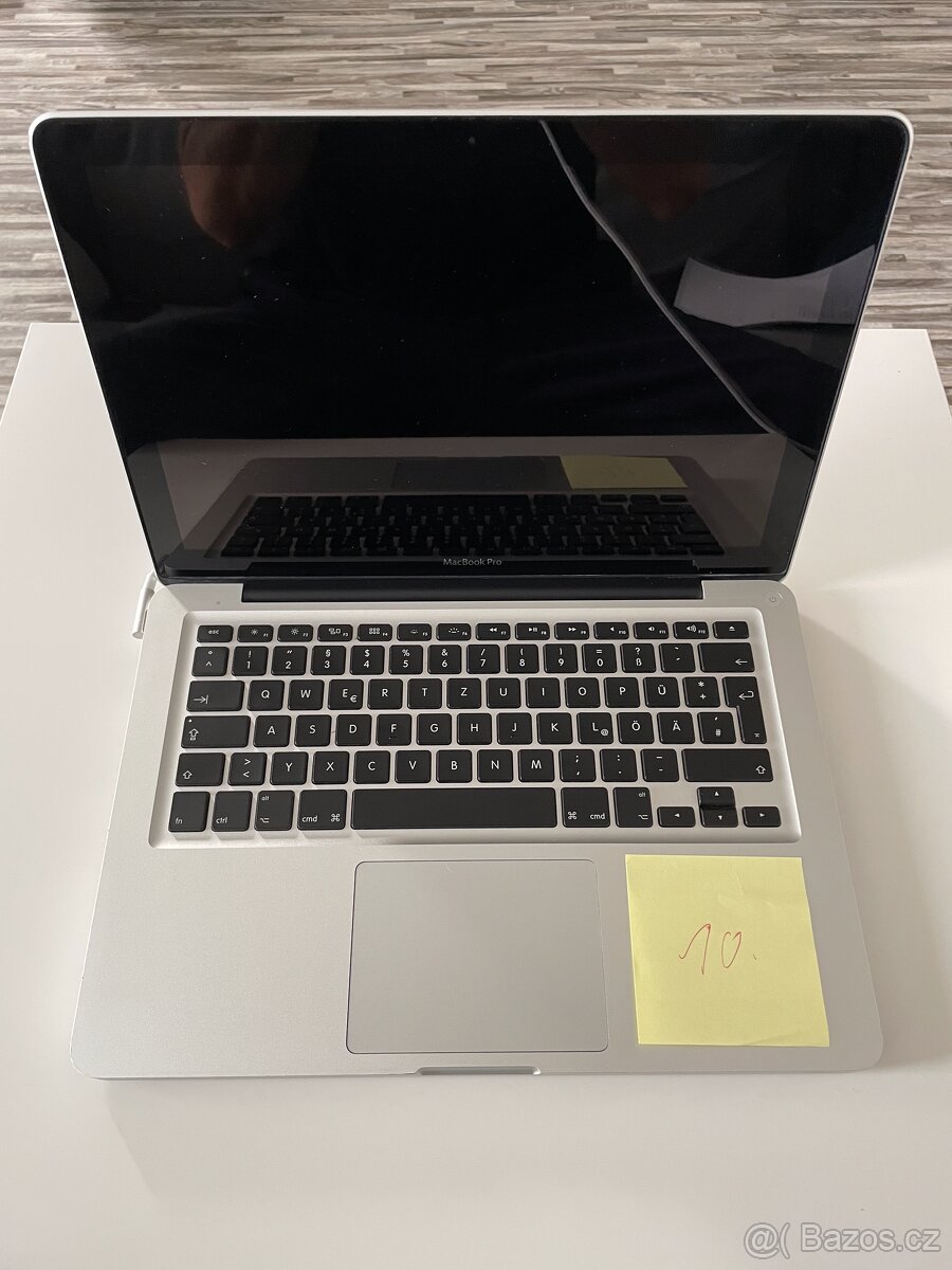 Apple MacBook - Rarita - 35 cyklů baterie