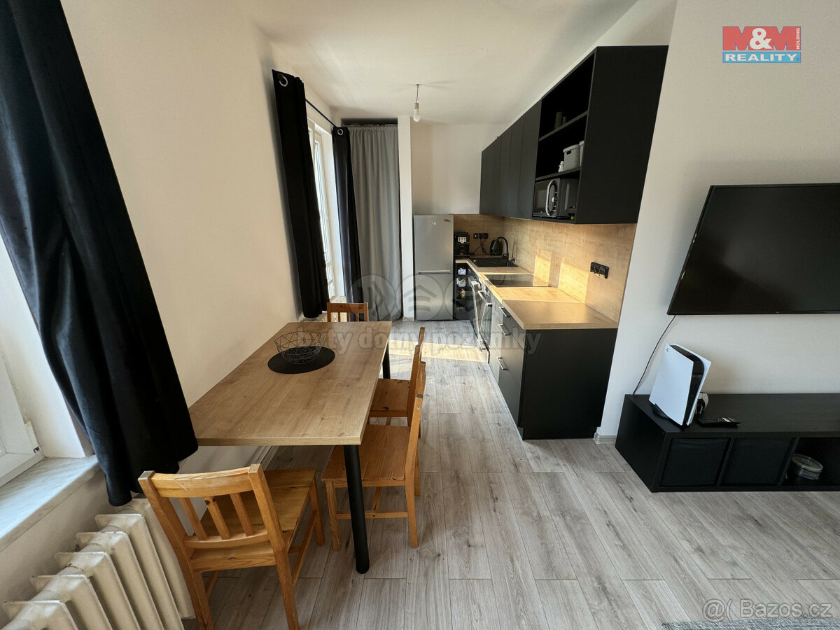 Pronájem bytu 2+1, 54 m², Třinec, ul. Máchova