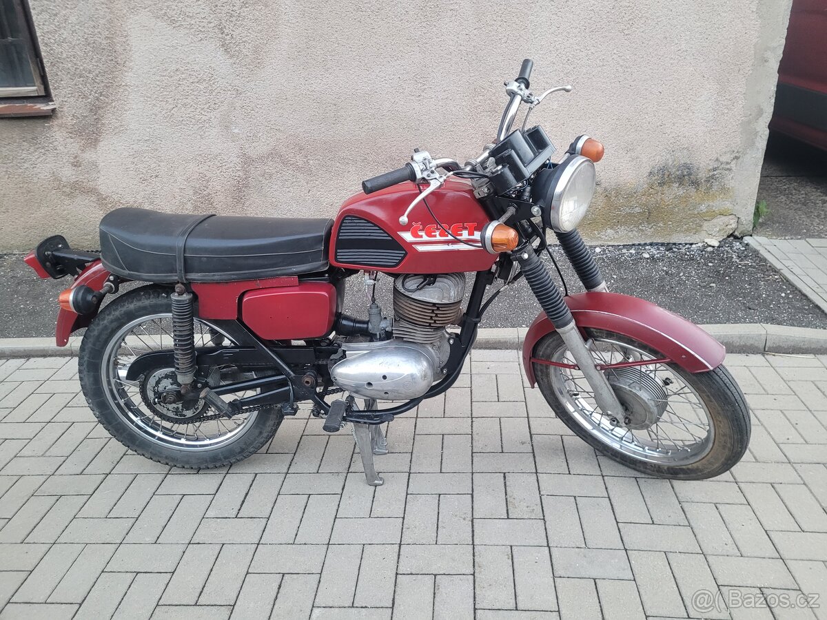 ČZ 250 typ 485 egypťan