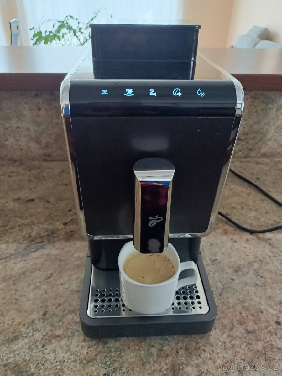 Automatický kávovar Tchibo Esperto Caffé