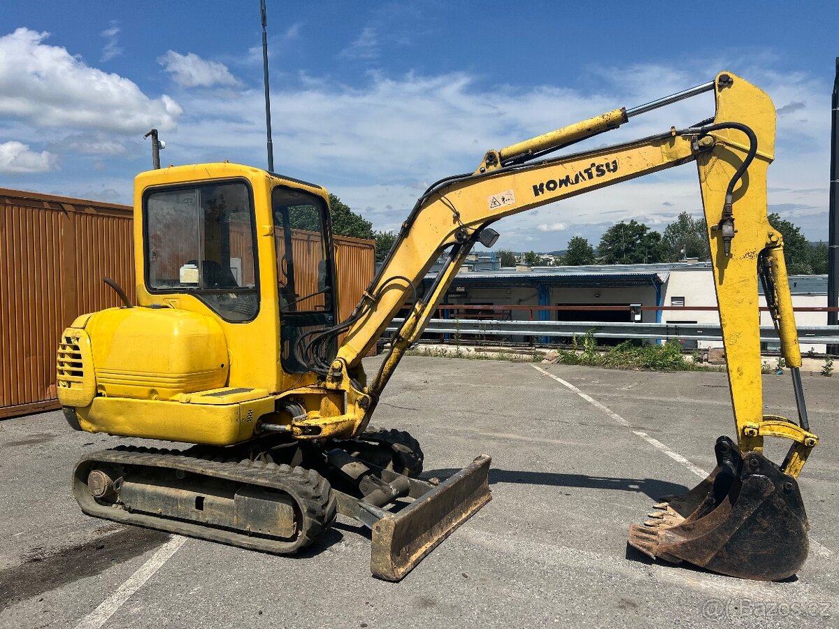 Pásové minirypadlo Komatsu PC 35 R-3, hmotnost do 3.6 t