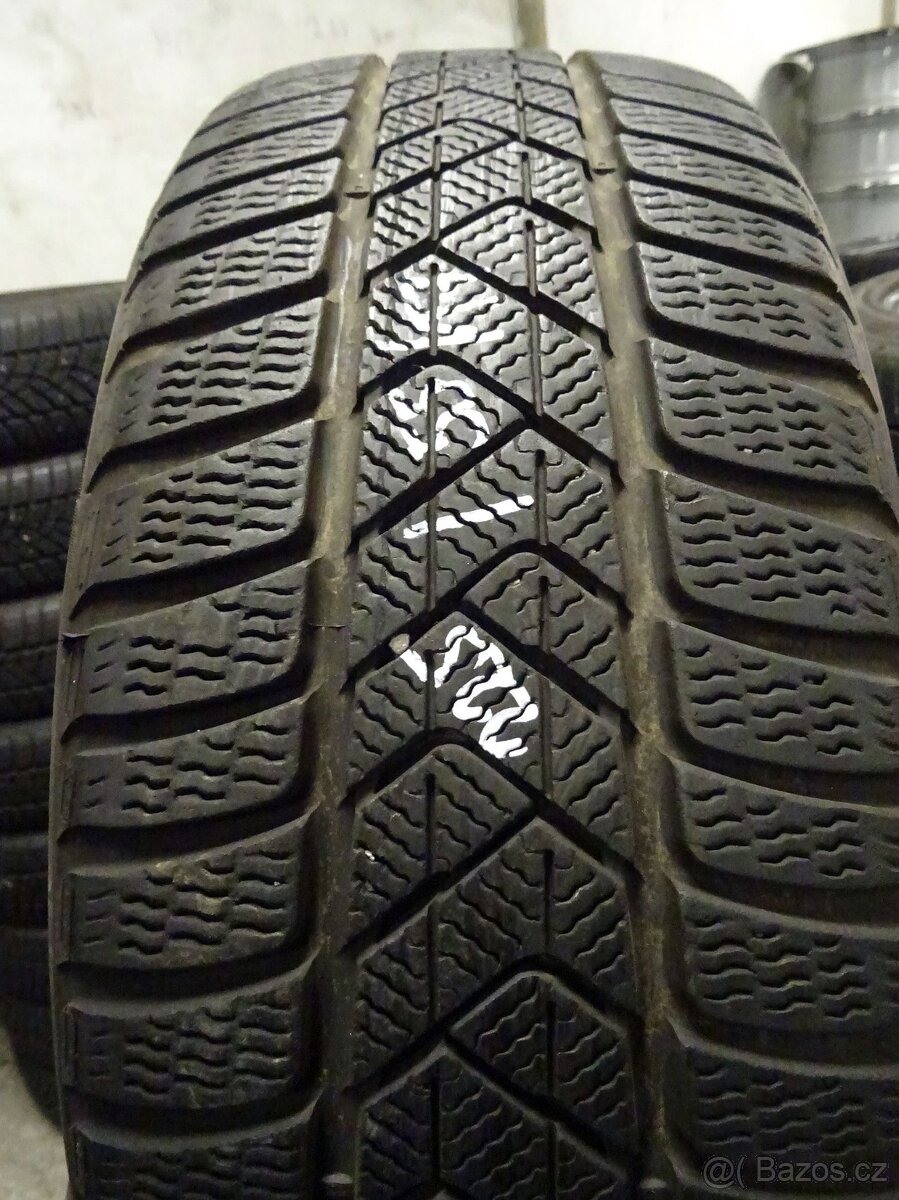 Zimní pneu Pirelli Sottozero 3,225/55/17, 4 ks, 6 mm