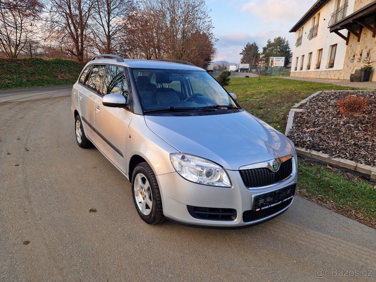 Škoda Fabia 2 combi 1,4 16 V 63 KW TOP STAV