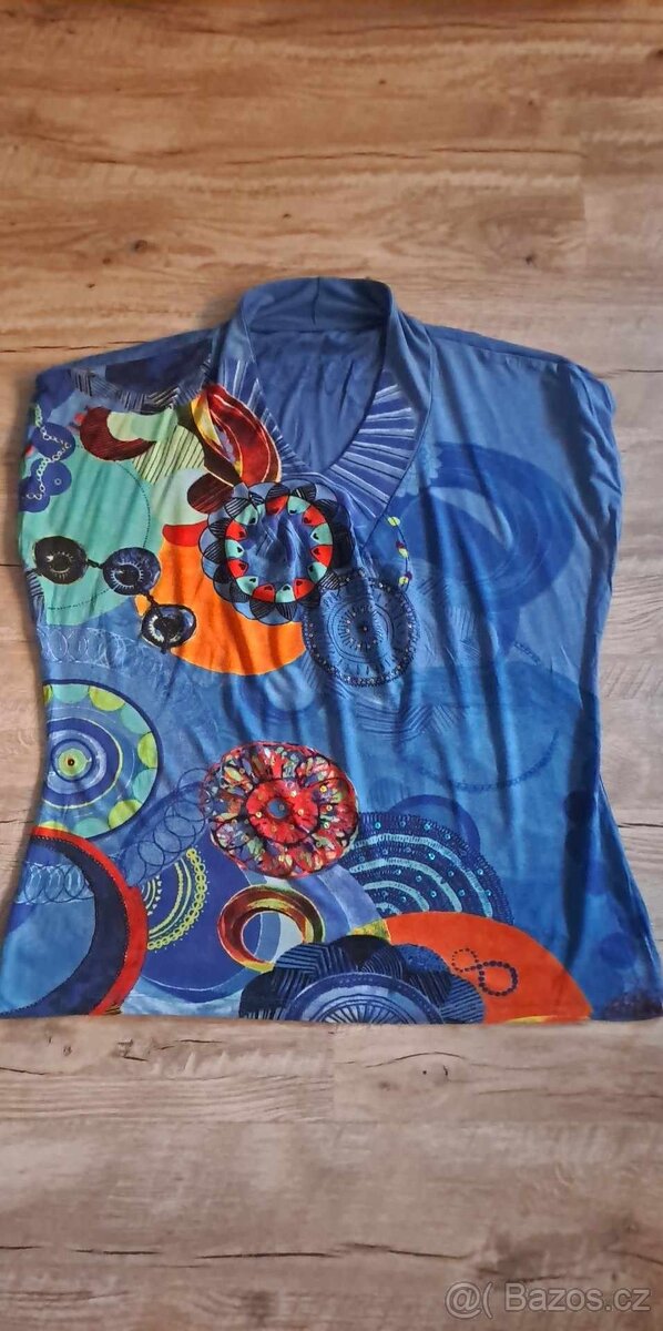 Dámské tričko Desigual  XL