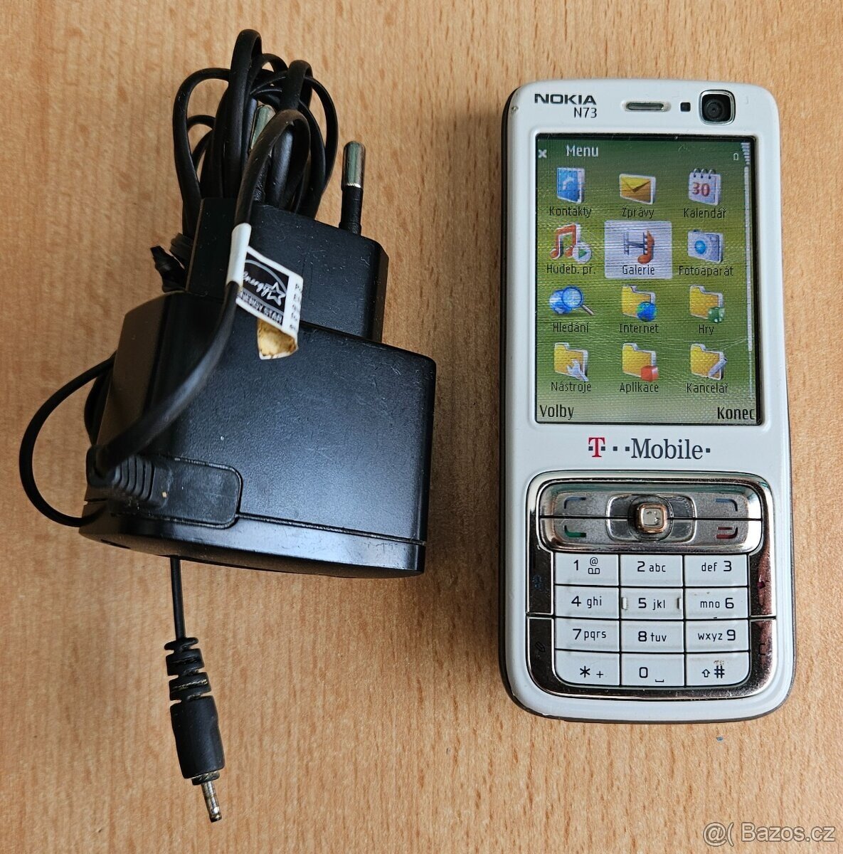 Nokia N73