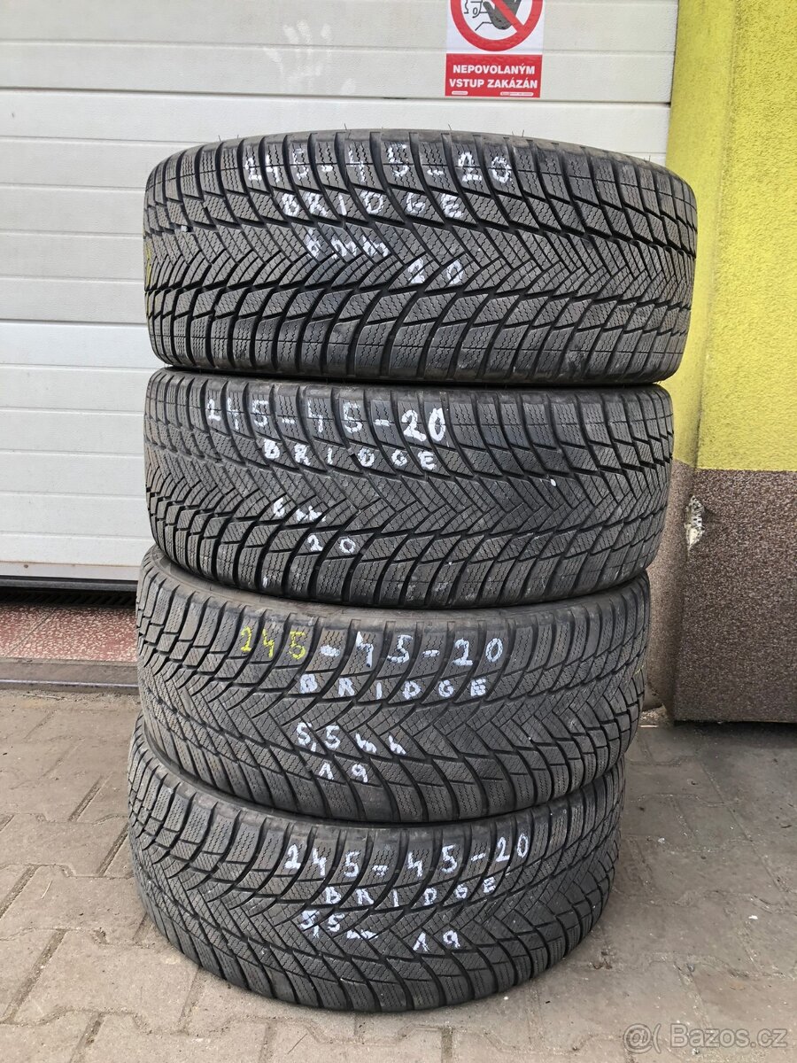 245/45/20 Bridgestone ZIMNÍ