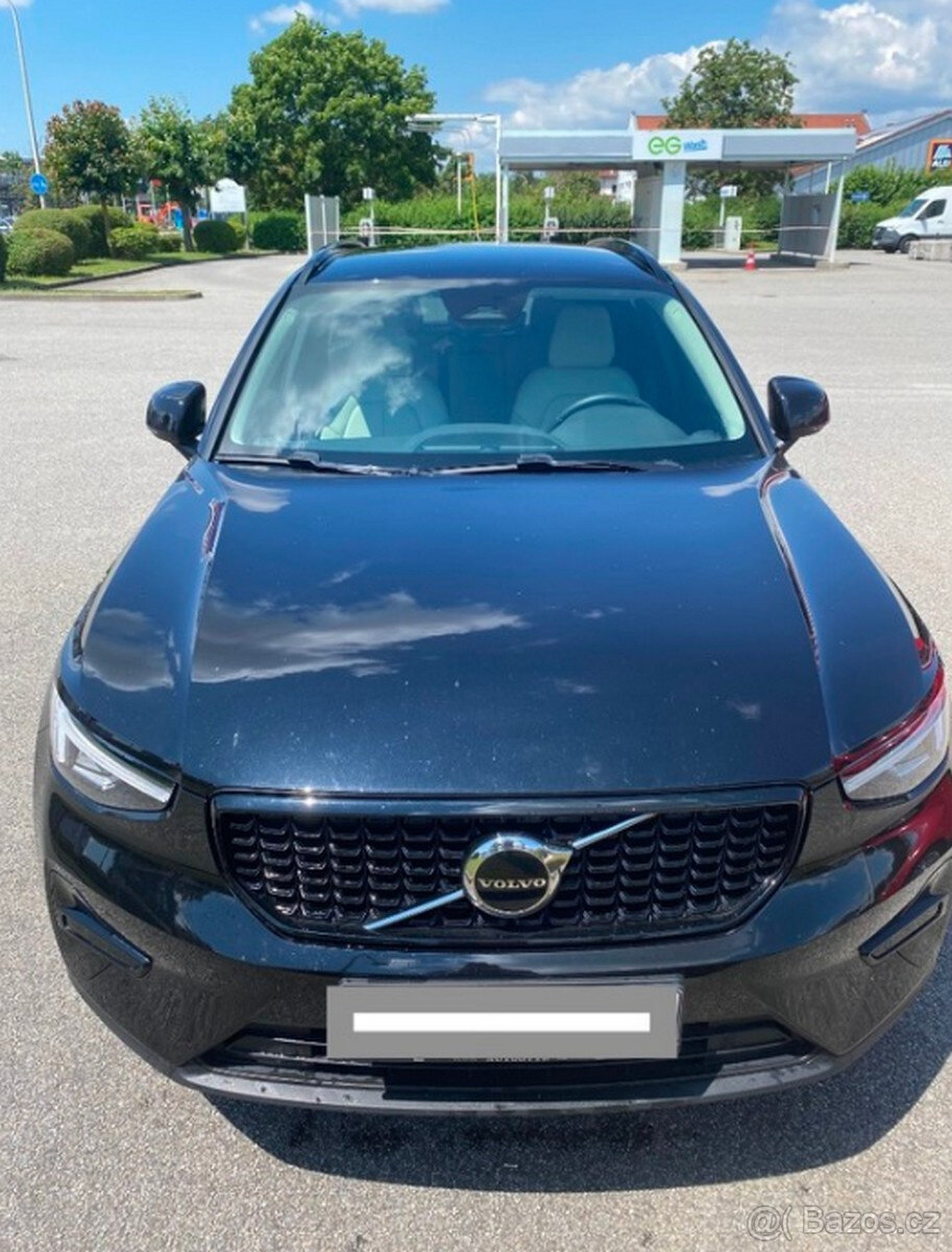 Volvo XC40 B3 Plus Dark