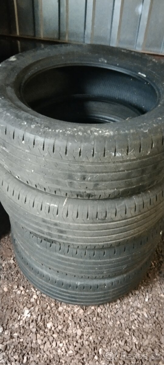 Pneu 235/60R18