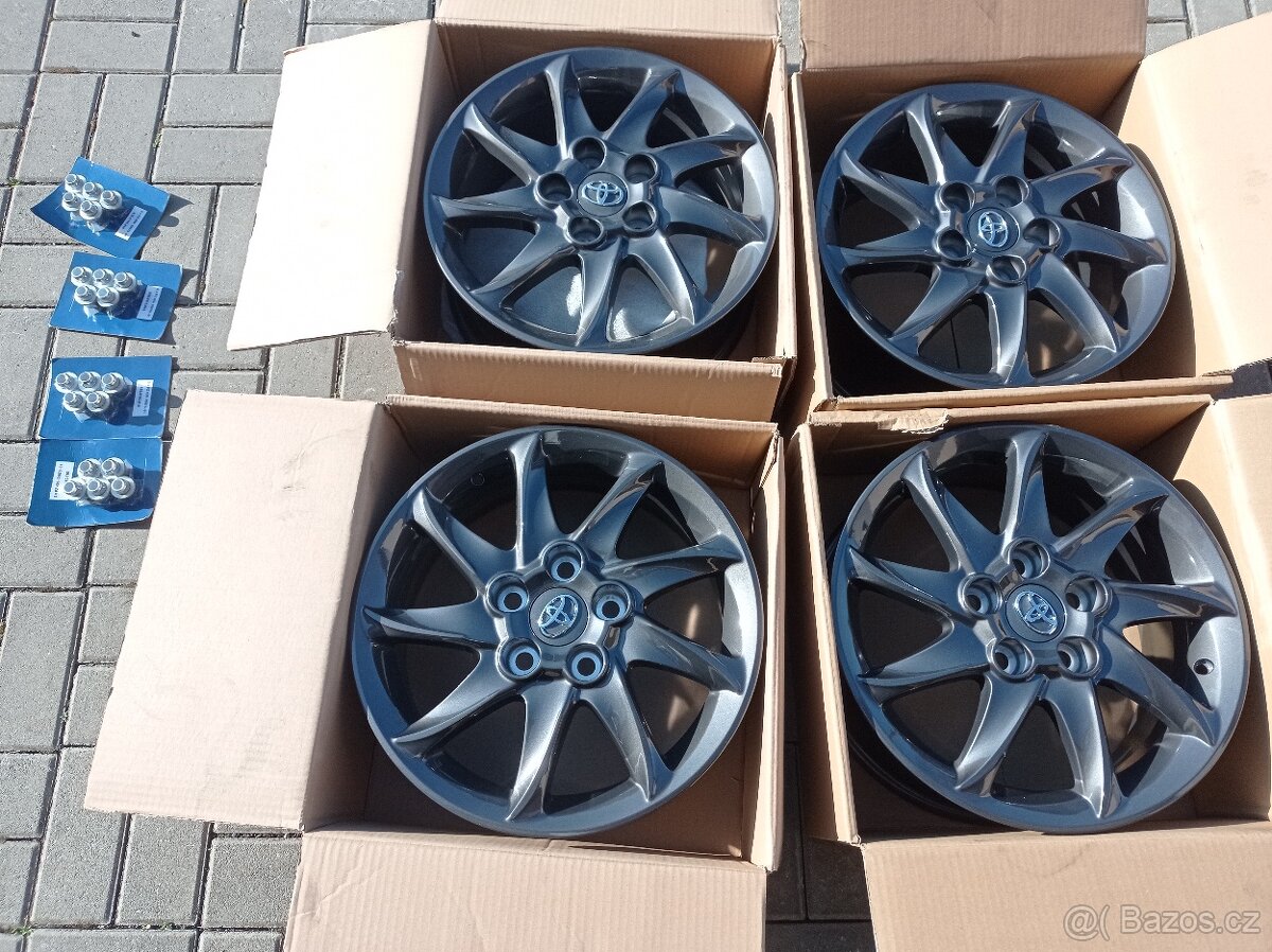 Nova nejeta sada al disku 16" ORIGINAL TOYOTA AURIS,Corolla