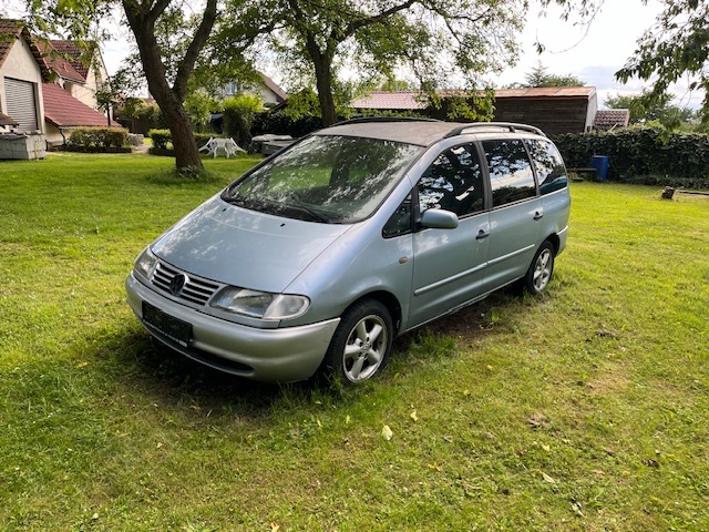 Volkswagen Sharan 1,9 TDI Family REZERVACE