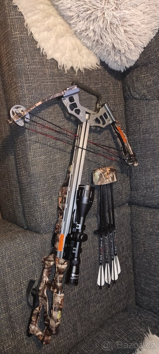 Ek Archery Titan Camo 200 Lbs