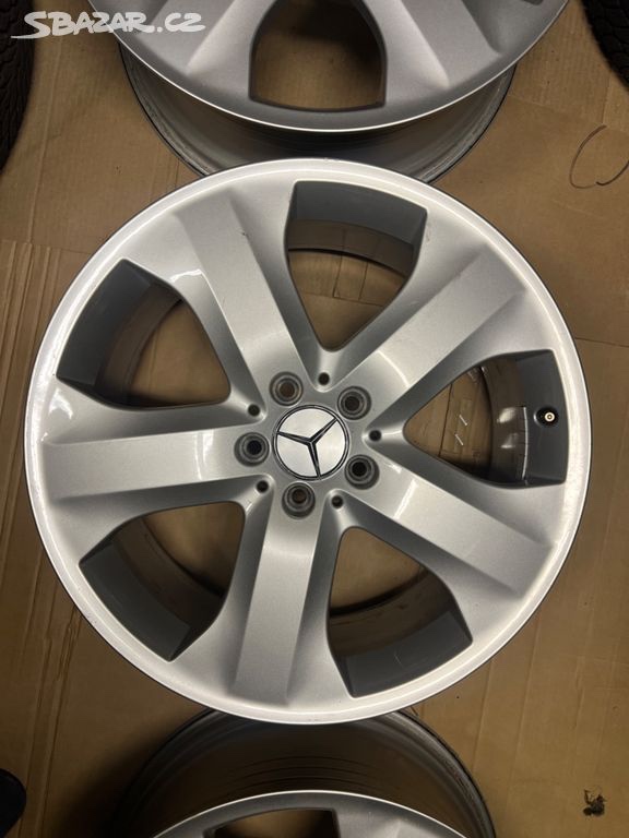 Originální 19palcové alu Mercedes, rozteč 5x112