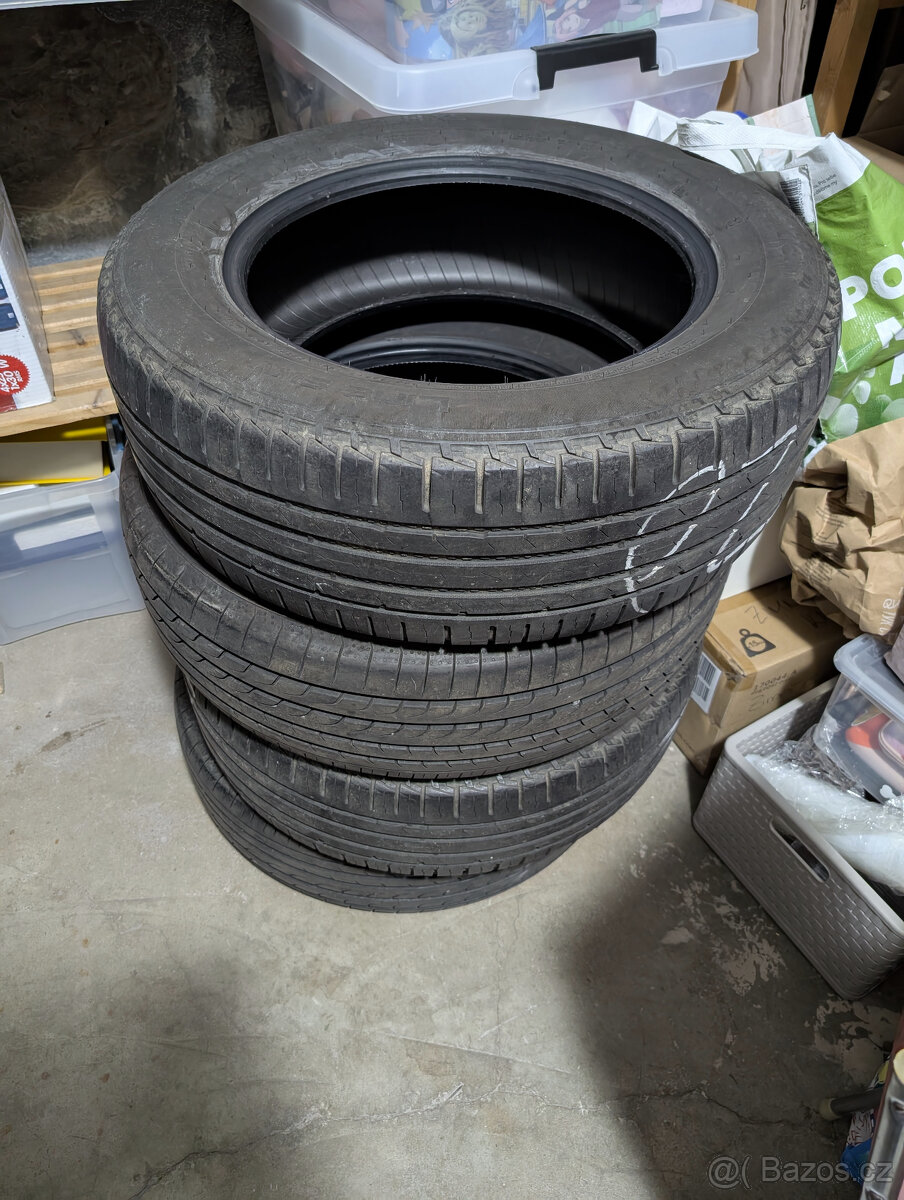 4 letní Pneumatiky 225/65 R17 106 Yokohama/Nokian