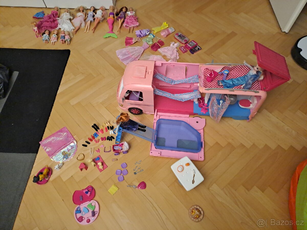 Barbie karavan