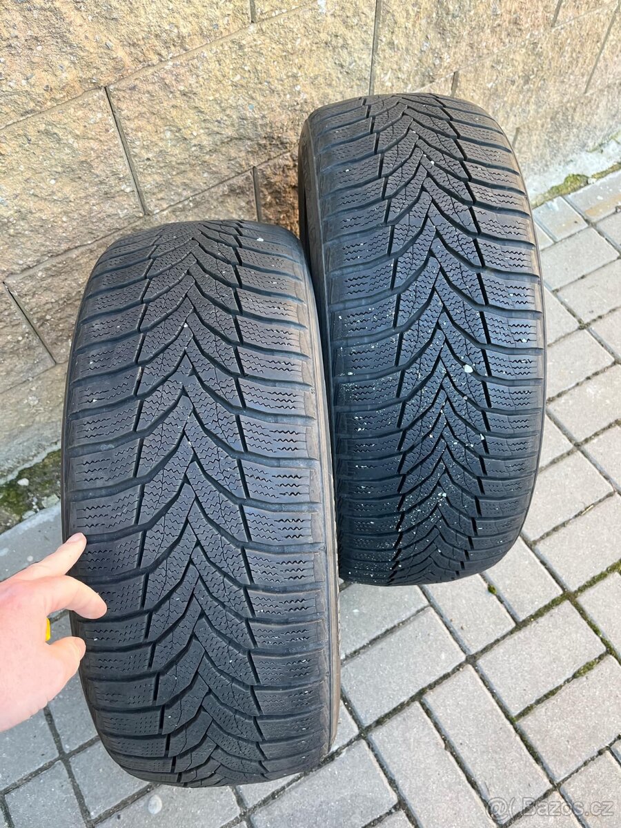 Zimní pneu Nexen 215/50/R17 2ks