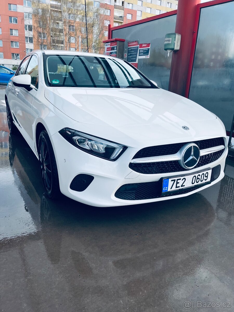 Mercedes Benz A 220