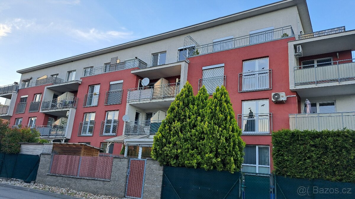 Prodám byt Ostopovice atyp.2kk 66m2+balkon