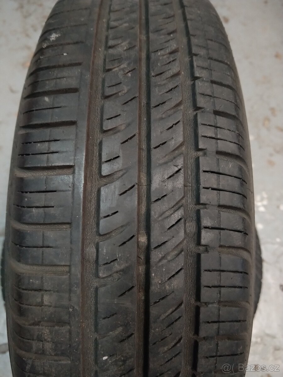 2x letní PIRELLI - 165/70 R14, 81 T.