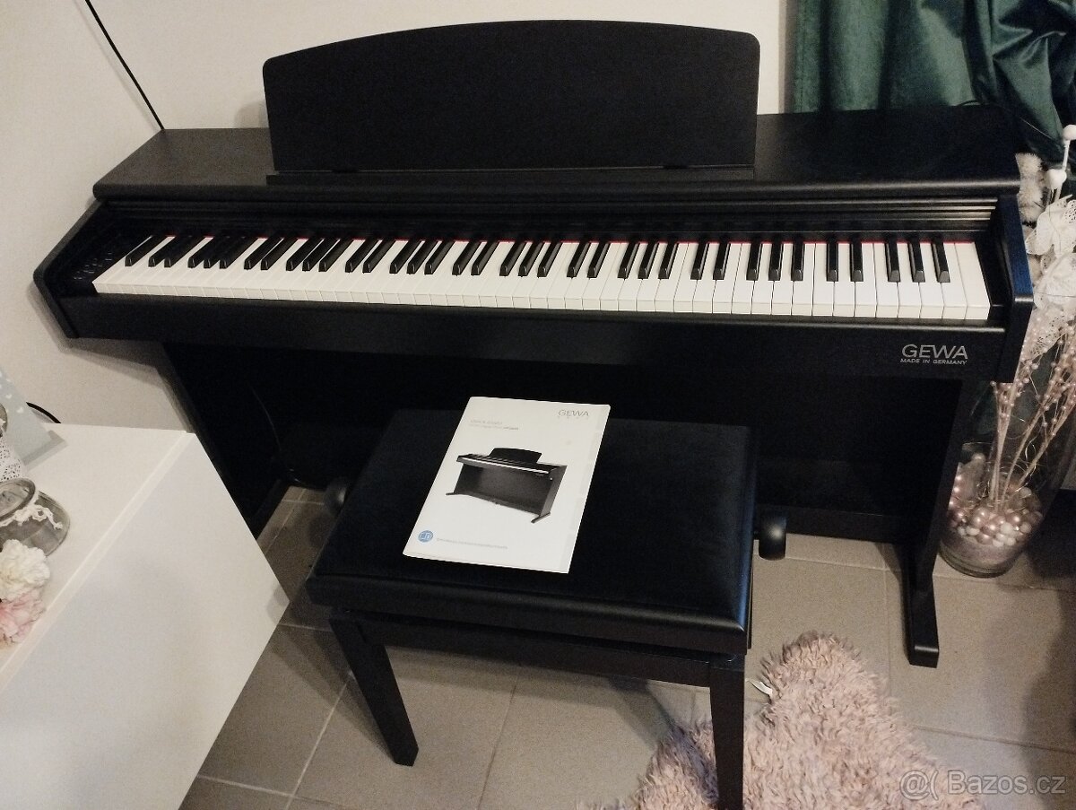 Digitální piano Gewa DP-300G-BK