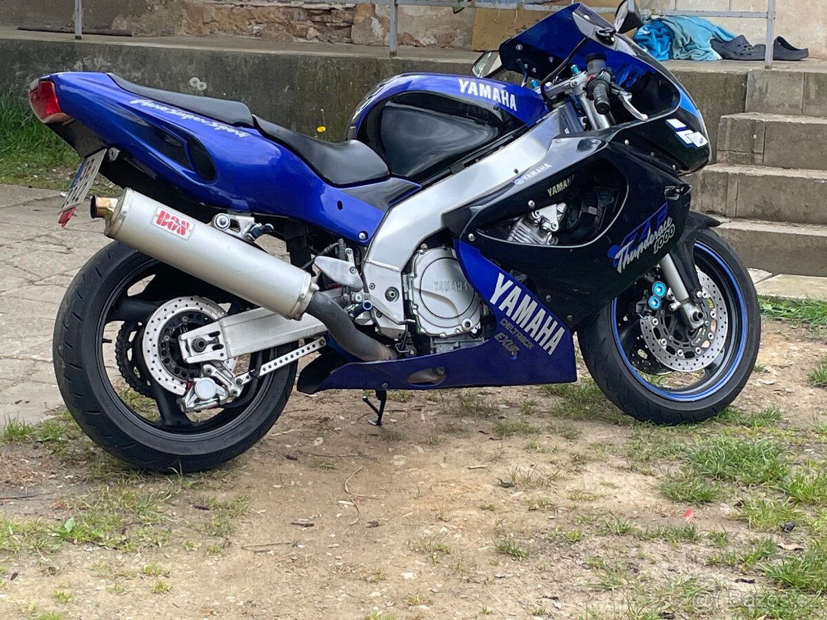 Yamaha yzf1000 Thunderace