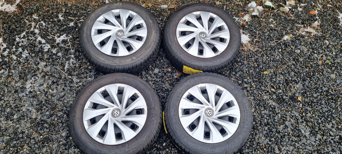 Plechové disky VW Polo 5x100 5,5x15 ET40 185/65r15 zimní