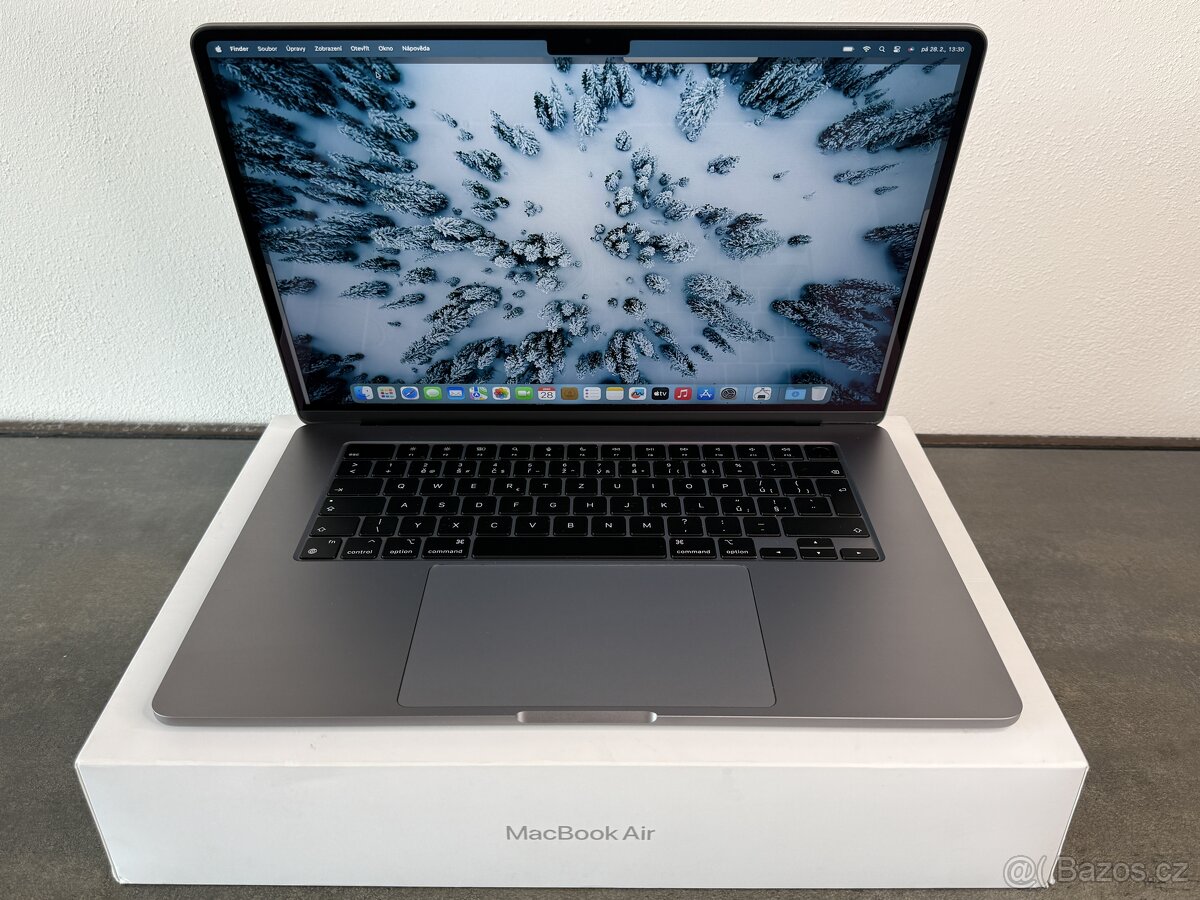 MacBook Air 15' '2023 / M2 / 8GB / 256GB SSD / Space Gray 