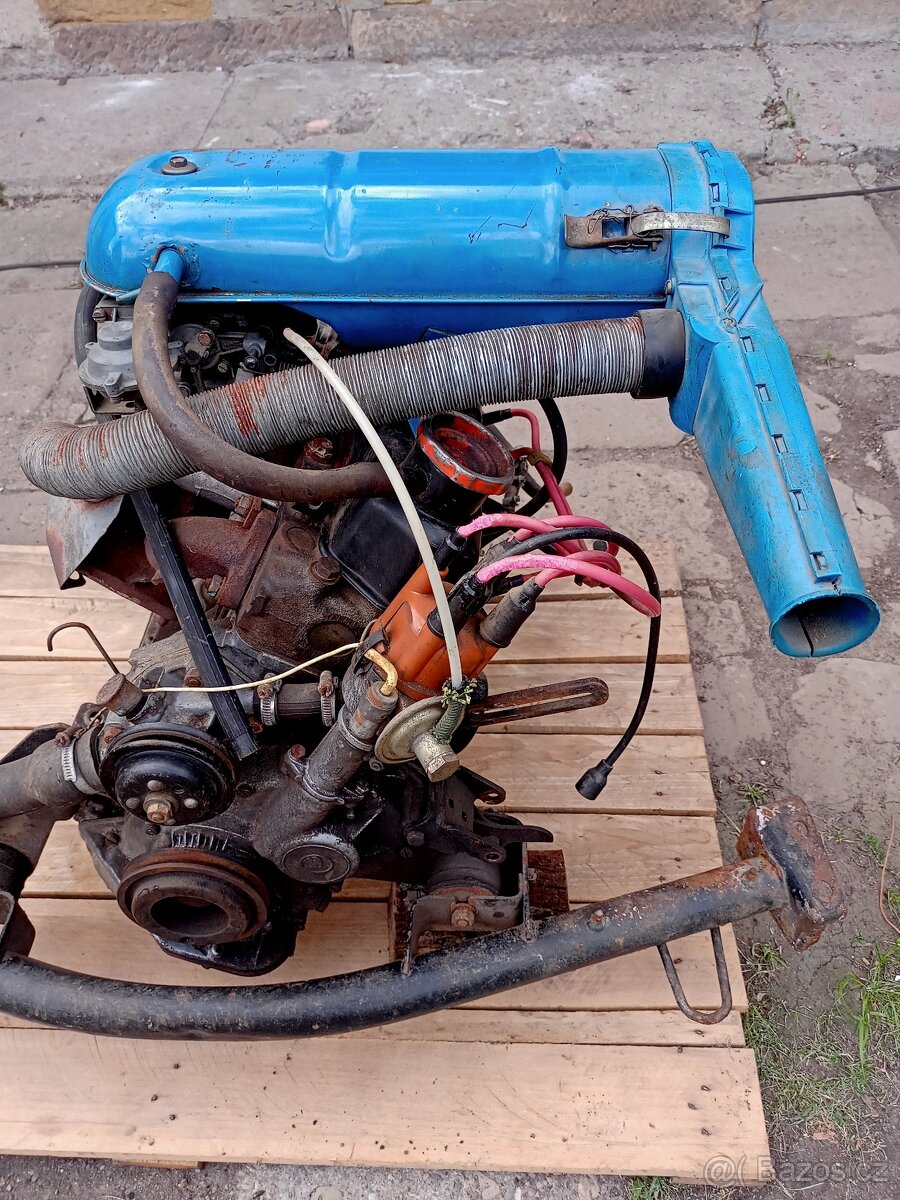 Motor ze Škody 120