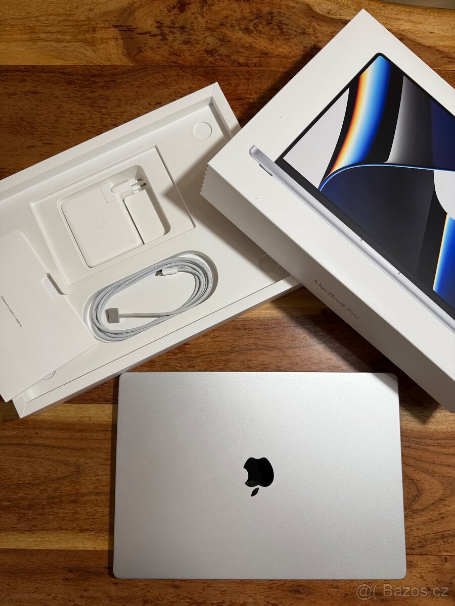 Apple MacBook Pro 16" 2021, M1 Pro, 512GB, ZÁRUKA