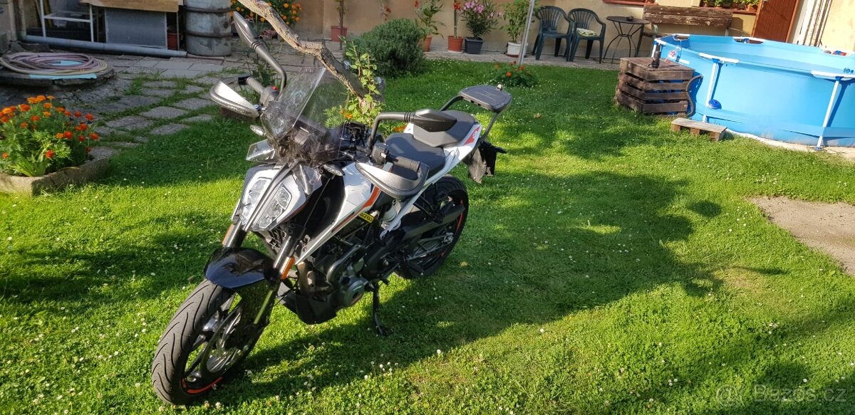 KTM Duke 390