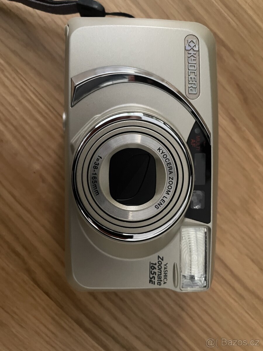 Yashica zoomate 165 se