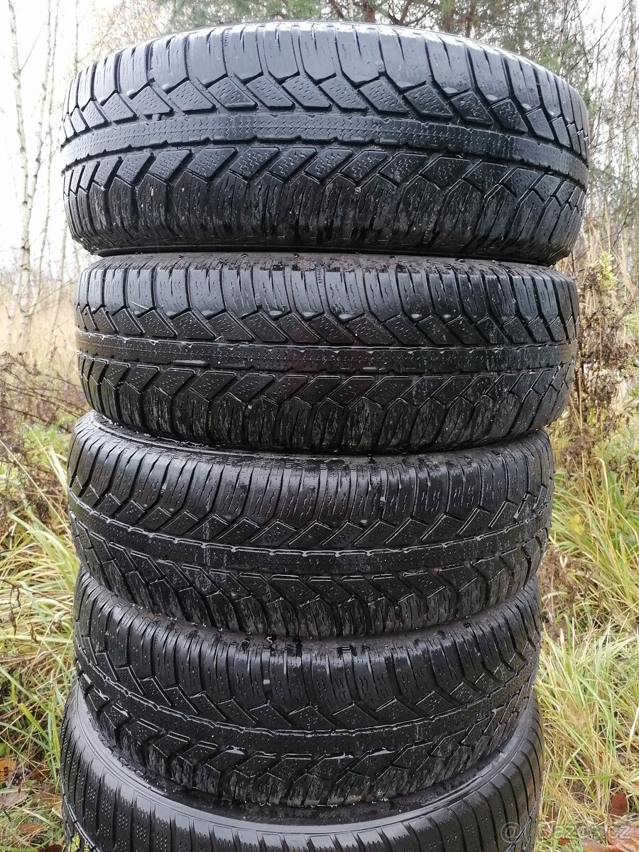 4ks zimní 185/70 R14 88T Semperit