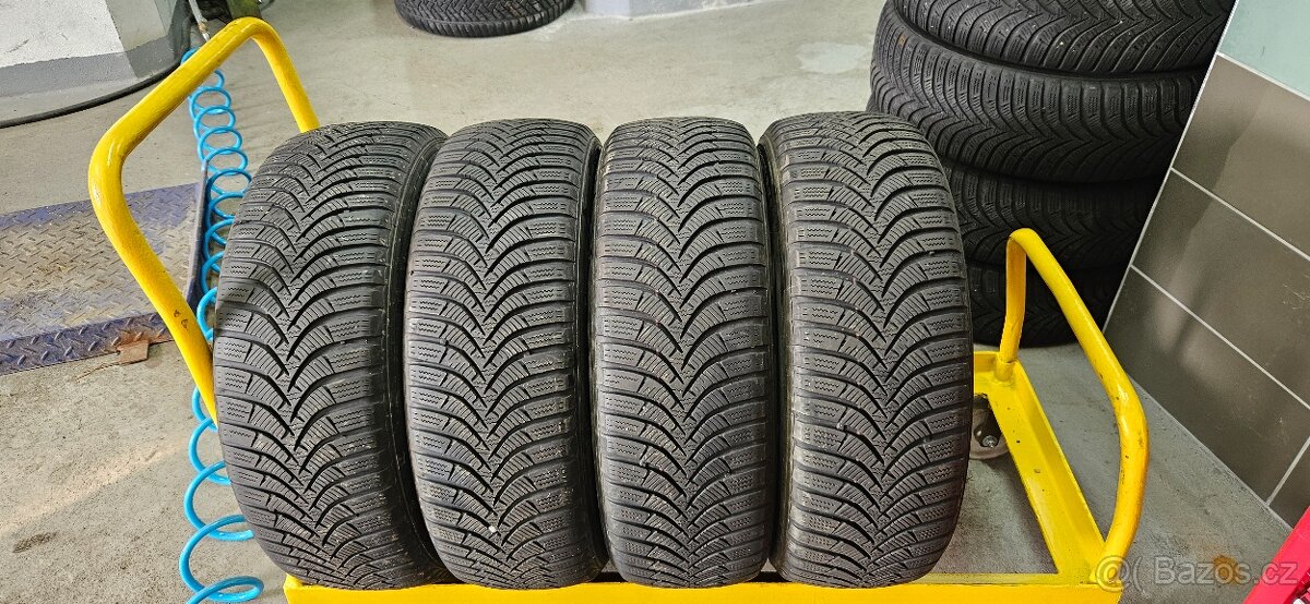 Prodám zimní Pneumatiky 185/60/R15 88 T HANKOOK Winter cept