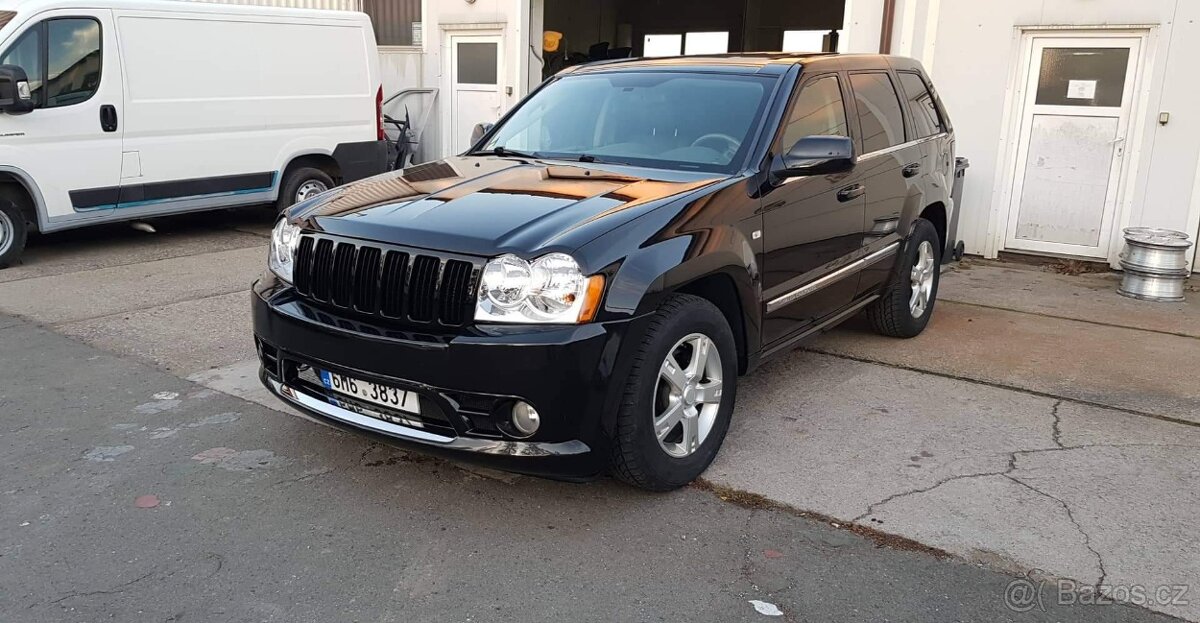 Jeep Grand Cherokee 5,7 Hemi SRT