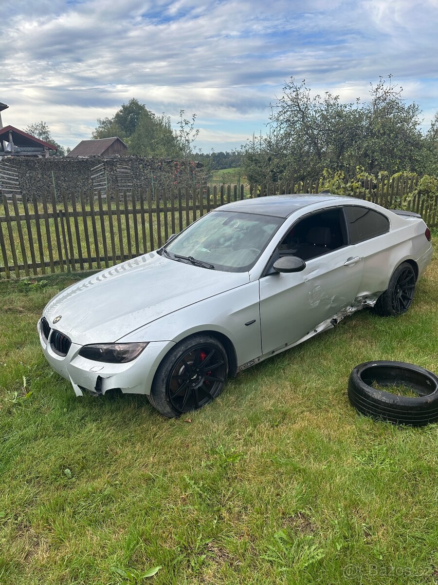 Bmw e92 330d jako celek na ND