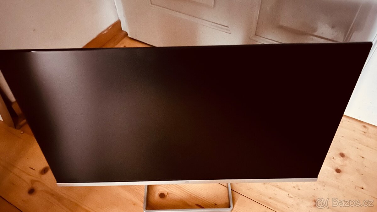 Monitor HP M24f