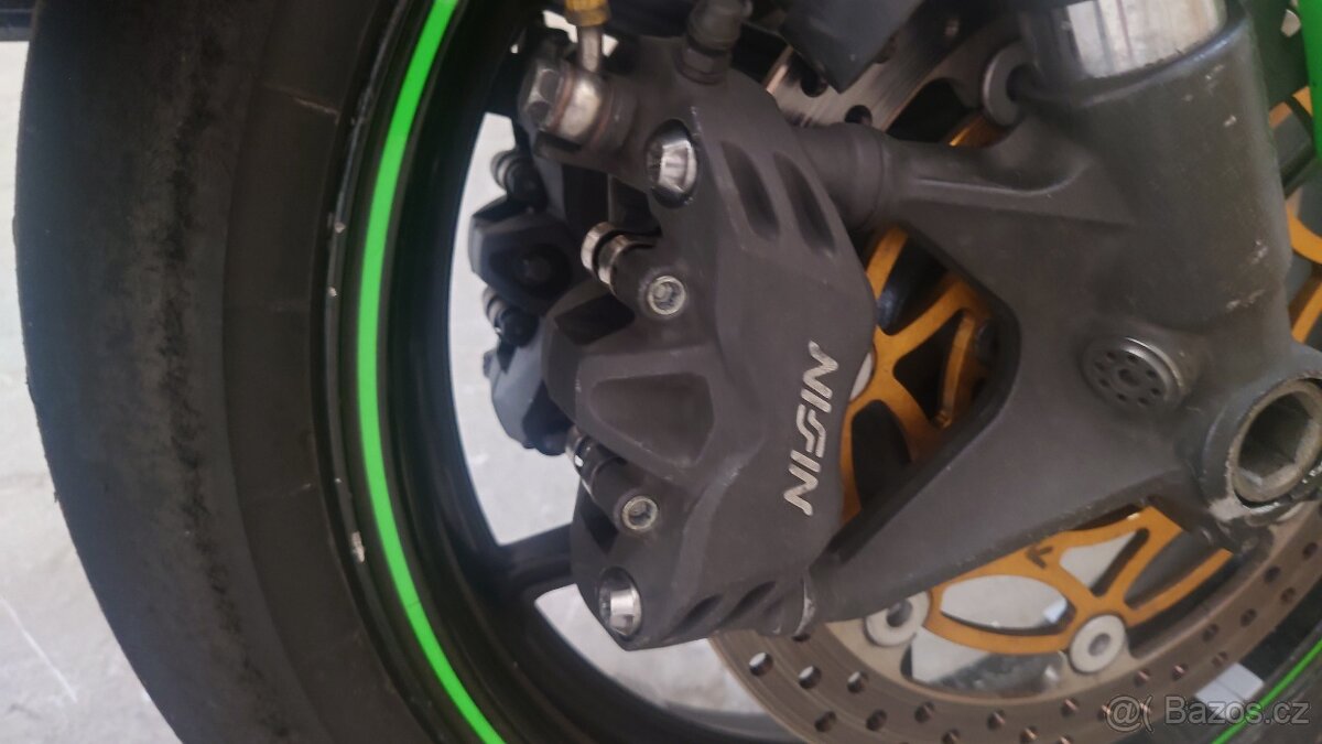 Brzdiče Nissin Kawasaki zx6r