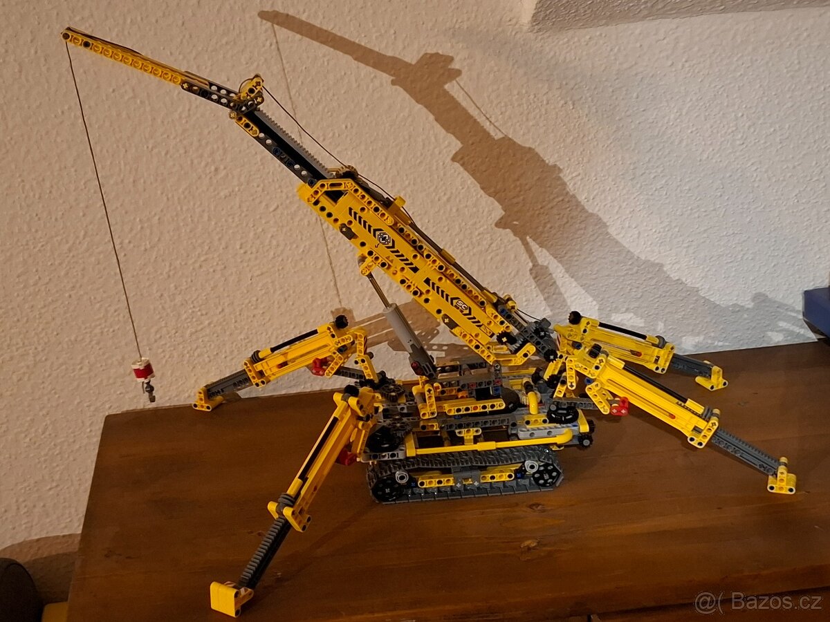 LEGO Technic 42097 Kompaktní pásový jeřáb