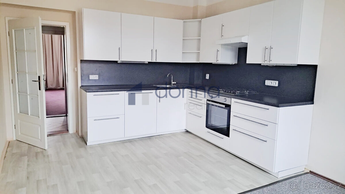 Pronájem bytu 3+kk, 69m², ul. Šternberkova, Praha 7 - Letná,