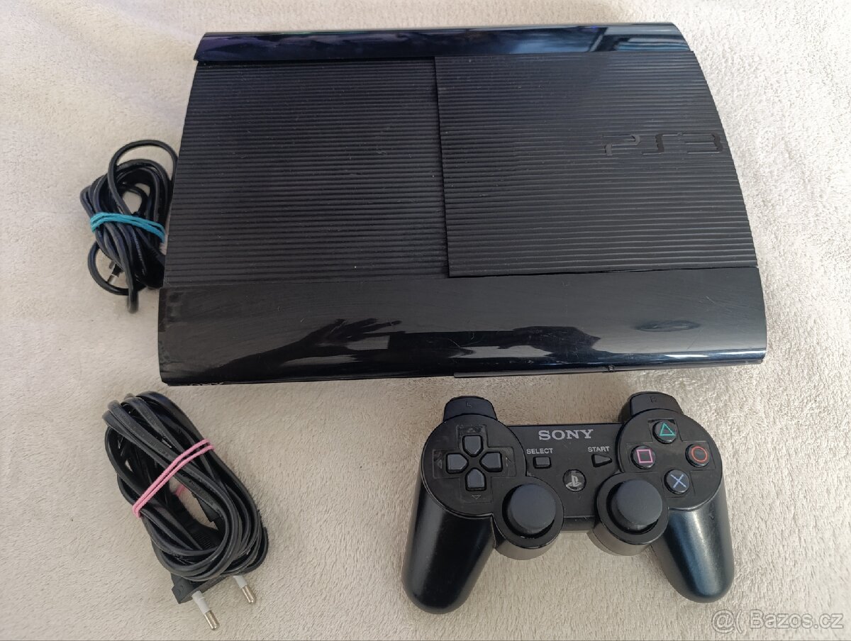 PS3 PlayStation 3 Super Slim + Hry