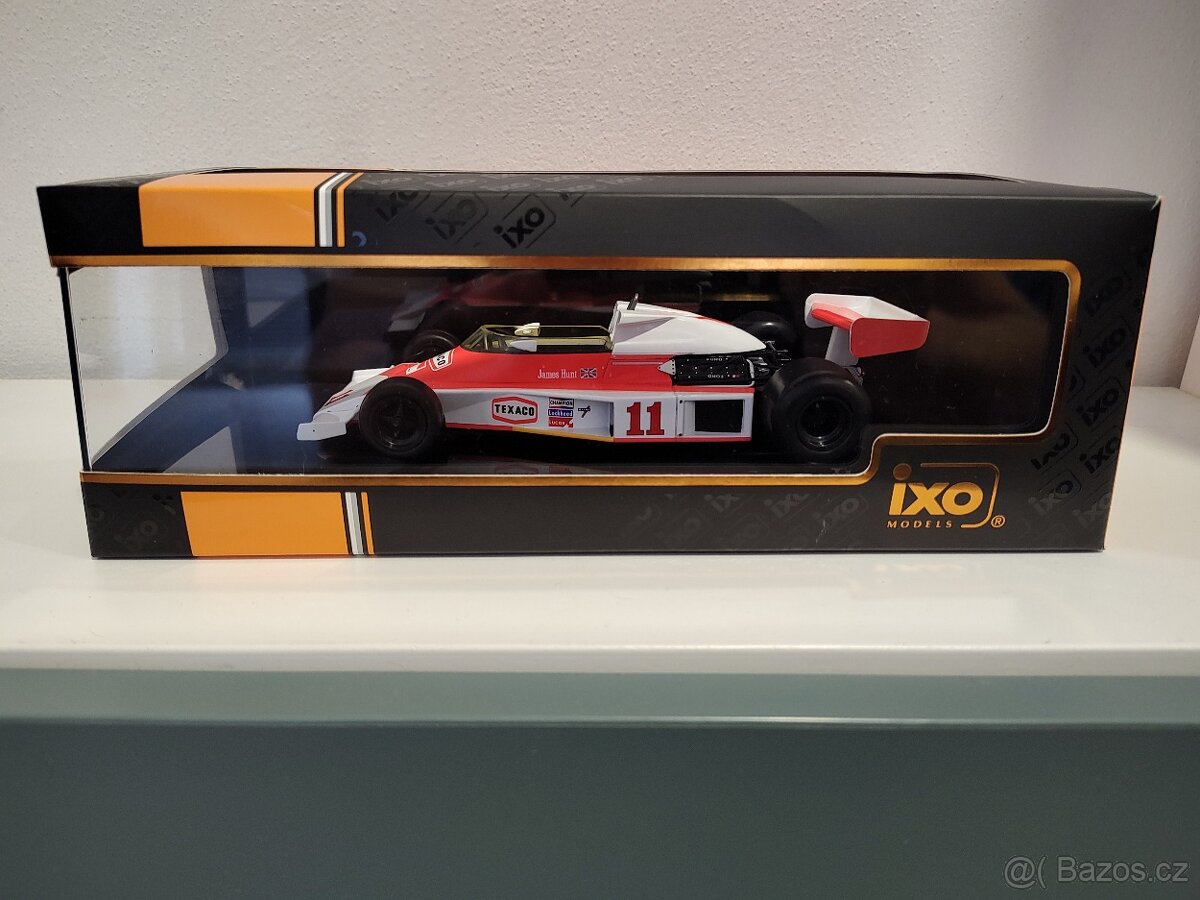 McLaren 1:24 ixo nový +Marlboro