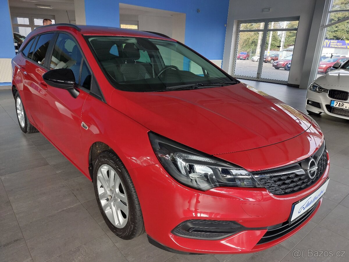 Opel Astra 1.2 ČR,1.MAJ,SERVISKA,ZÁRUKA 2027