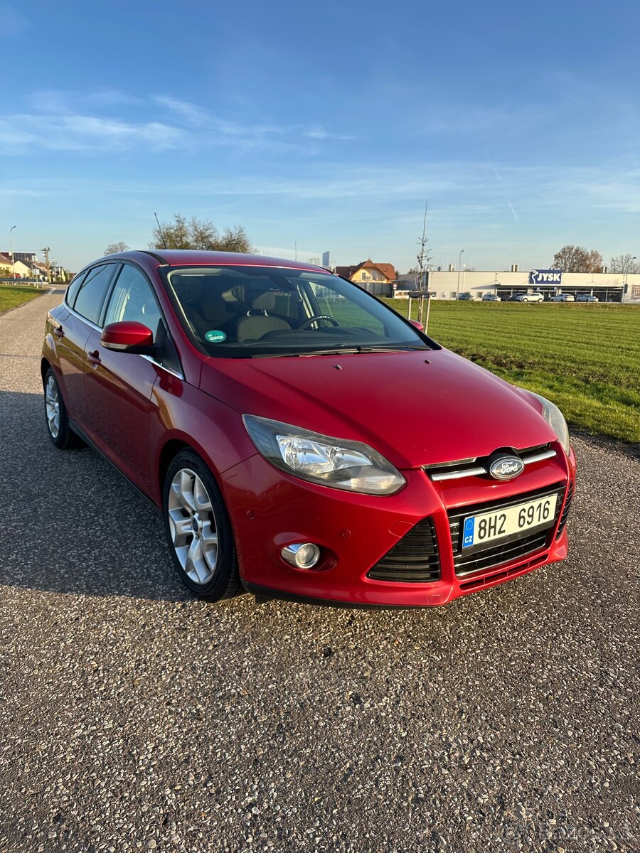 FORD FOCUS 1.6 110kW, PO VELKÉM SERVISU, DIGI KLIMA