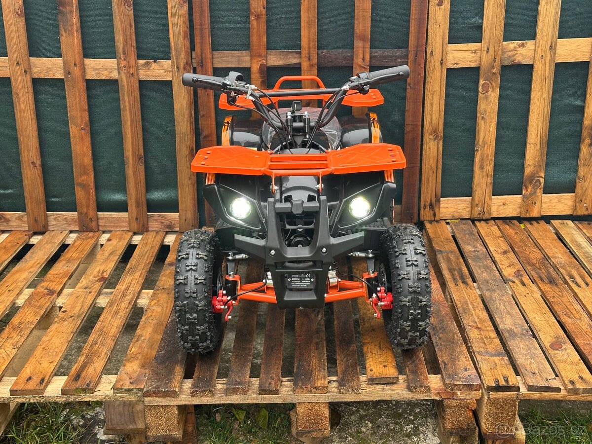 DĚTSKÁ ATV vzor HUMMER 1000W LITHIUM oranž AE004