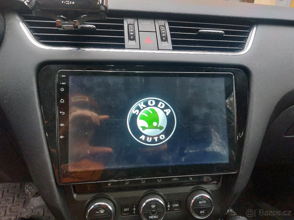 Isudar 2DIN autorádio Android, Škoda Octavia III